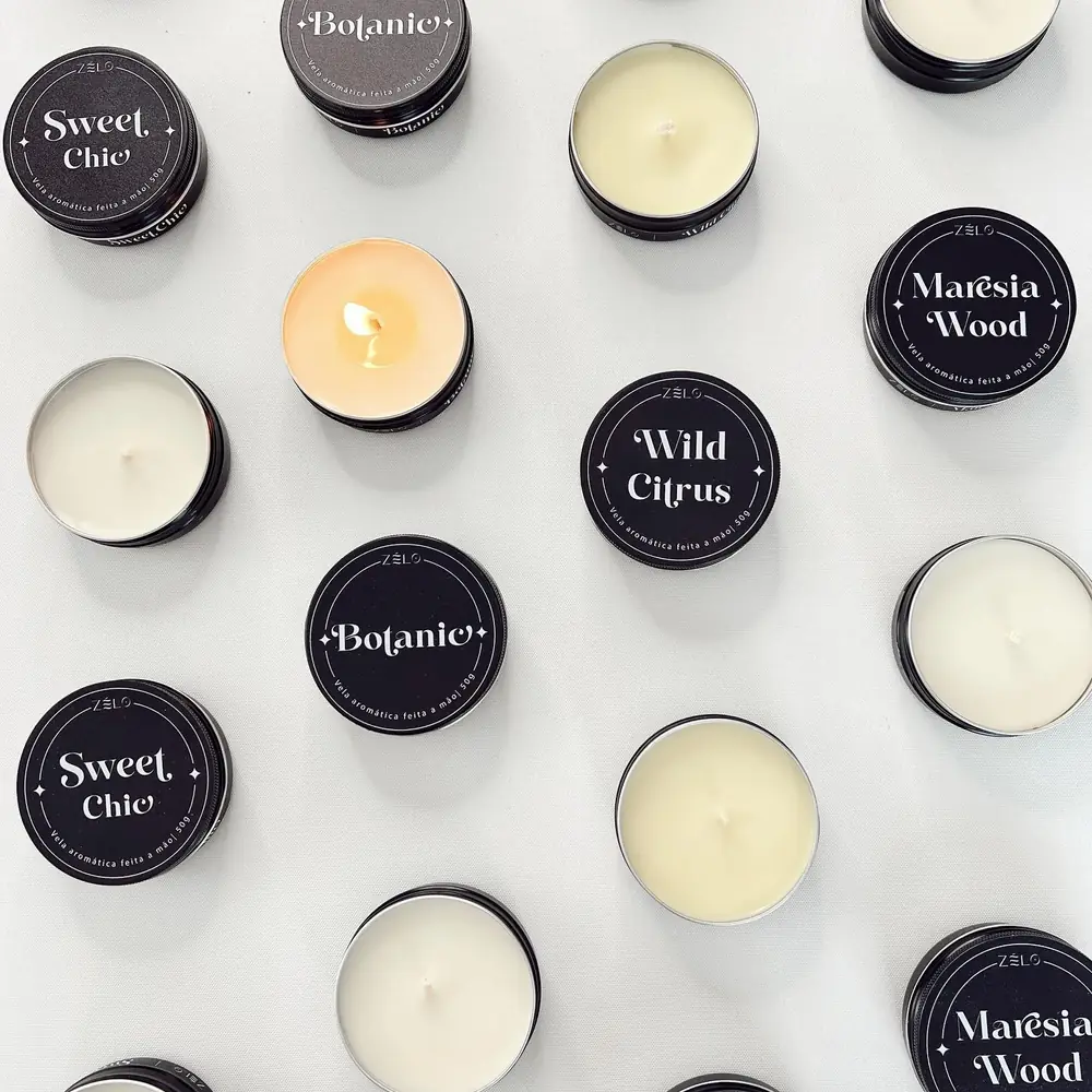 Tampas pretas das velas de 50g